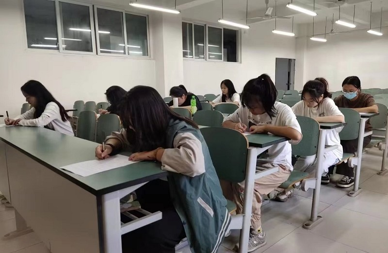 数字经济学院“中国诗词大会”校内选拔赛初…